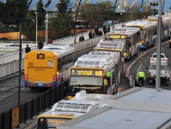 Secara Perlahan Warga Australia Kembali Gunakan Transportasi Umum