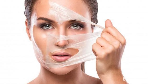 Beauty 101: Tips dan Cara Peeling Wajah yang Benar agar Kulit Wajah Sehat Bercahaya