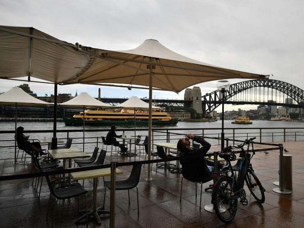 Lockdown Dilonggarkan, Bar dan Restoran di Australia Kembali Buka Lockdown Dilonggarkan, Bar dan Restoran di Australia Kembali Buka