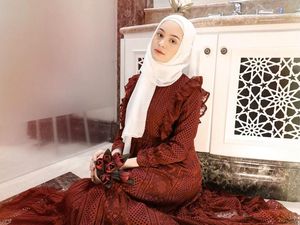 Kata Youtuber Sabrina yang Viral Dikritik Promosikan Perkawinan Usia Anak Kata Youtuber Sabrina yang Viral Dikritik Promosikan Perkawinan Usia Anak