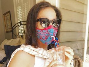 Unik, Masker Cegah Corona Ini Punya Lubang untuk Sedotan Unik, Masker Cegah Corona Ini Punya Lubang untuk Sedotan