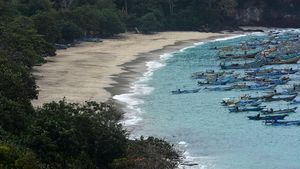 Pantai Papuma Jember Tutup untuk Cegah Corona