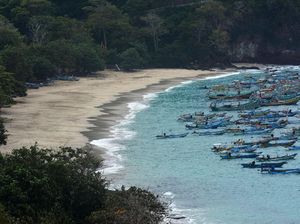 Pantai Papuma Jember Tutup untuk Cegah Corona