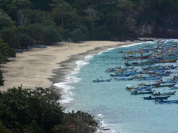 Pantai Papuma Jember Tutup untuk Cegah Corona