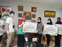 Masuki Usia 1 Dekade, BNI Syariah Gelar Baksos Kisah Cinta Hasanah