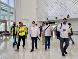 Blusukan ke Bandara Semarang, Ini yang Dilakukan Erick Thohir