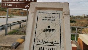 Laut Mati yang Istimewa Banget
