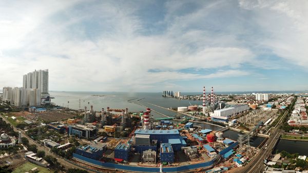 Melihat Megahnya Tulang Punggung Listrik Kota Jakarta