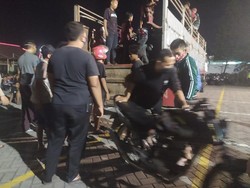 Puluhan Remaja Balap Liar & Pesta Miras Berhamburan Dibubarkan Petugas