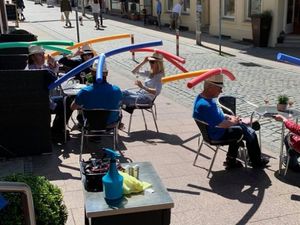 Cara Unik Kafe Jerman Terapkan Social Distancing