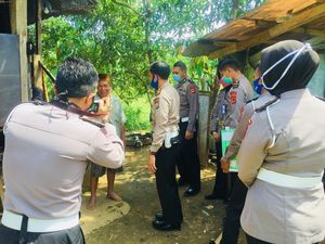 Polda Sulsel Beri Bantuan Sembako untuk Tunanetra Terdampak Corona