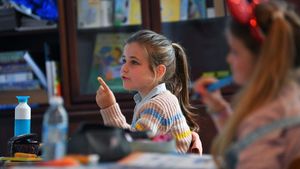 Begini Ekspresi Anak-anak Belgia saat Kembali Bersekolah