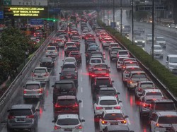 Hampir Setengah Juta Kendaraan Keluar Jabodetabek Via Tol sampai H-1 Lebaran