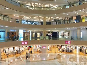 Cukup Ramai di Weekend, Mal Surabaya Sepi di Weekdays