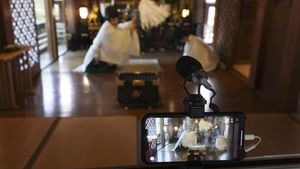 Potret Ritual Penyucian Roh Jahat Virtual