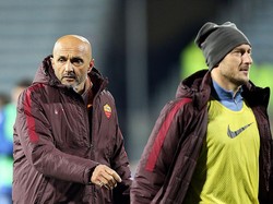 Manis dan Benci Hubungan Spalletti dan Totti