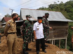 Gubernur Sulbar Akan Relokasi Korban Longsor di Polman, Warga Bersyukur