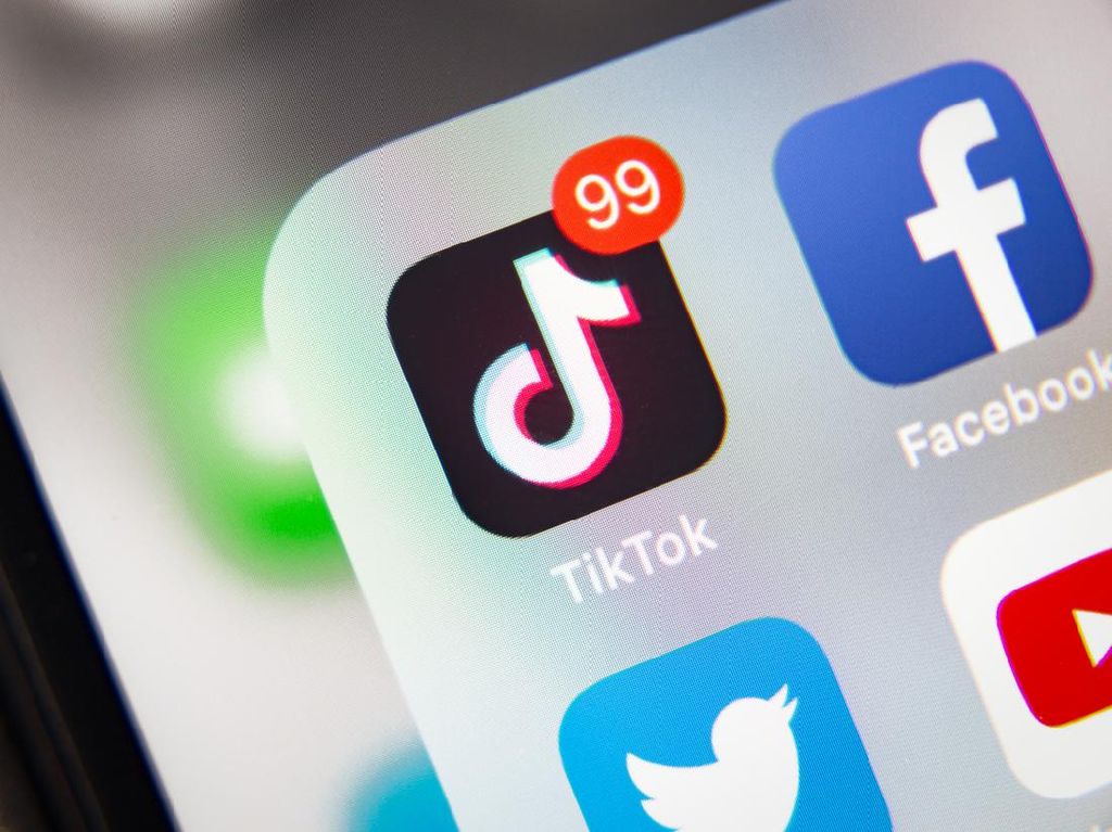 Bangga Ketika Konten Negatif Viral? Mungkin Punya Gangguan Kepribadian Ini Bangga Ketika Konten Negatif Viral? Mungkin Punya Gangguan Kepribadian Ini