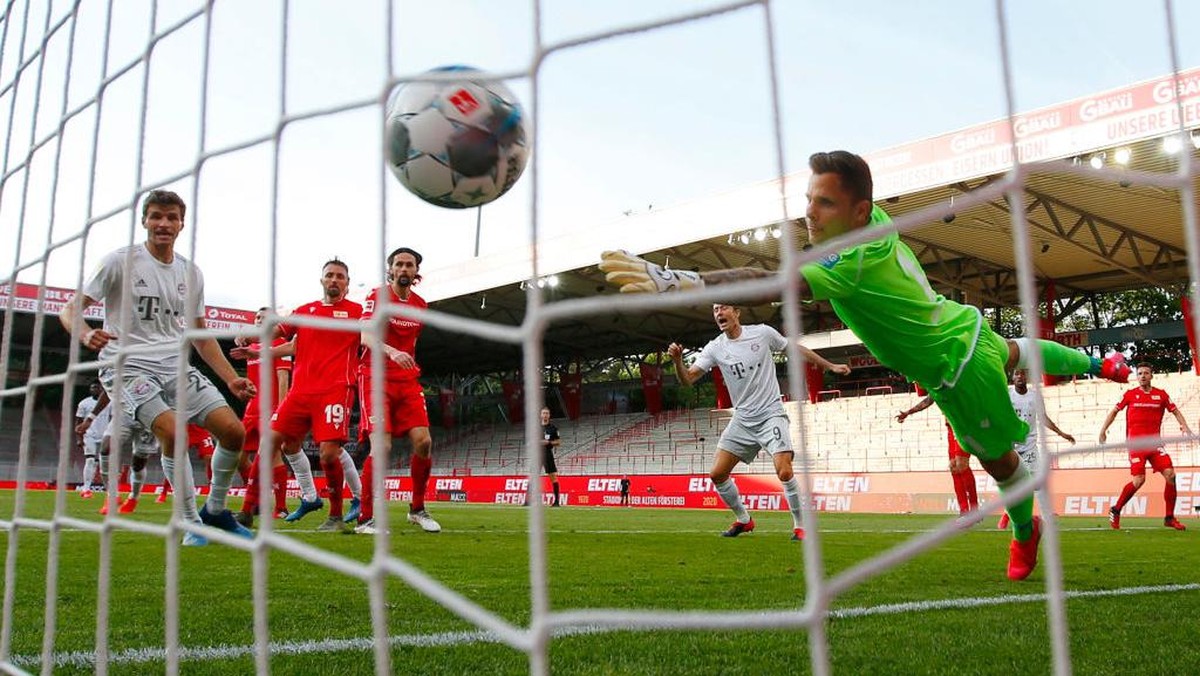 Link live streaming Union Berlin vs Bayern Munich. (Foto: Hannibal Hanschke/Pool via Getty/Pool)