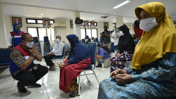 Lansia dan Penyandang Disabilitas juga Dapat Bantuan