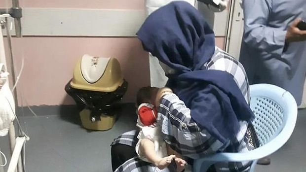 Feroza, Ibu Menyusui 20 Bayi Yatim Piatu di Afganistan