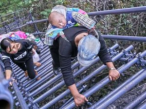 Warga China Direlokasi dari Rumah Tebing Setinggi 800 Meter ke Apartemen