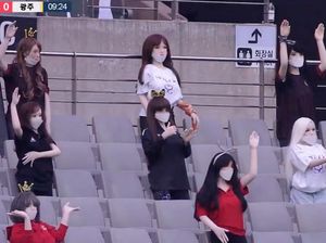 Suporter Manekin atau Boneka Seks? FC Seoul Tetap Minta Maaf