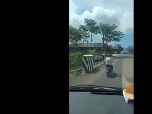 Viral! Pasien Corona Ogah Dijemput Naik Ambulans, Pilih Naik Motor Sendiri