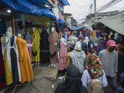 Ramai-ramai Belanja Baju Lebaran, Psikolog Sebut Perlu Ketegasan Aturan