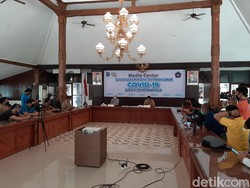 Bupati Probolinggo Izinkan Salat Id di Masjid Asal Tetap Jaga Jarak