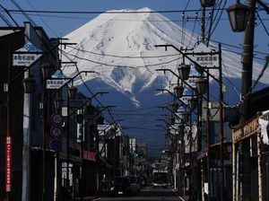 Pertama Kali Gunung Fuji Ditutup Gegara Pandemi