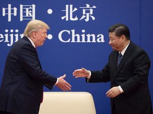 Trump Minta Bantuan, China Pilih Lipat Tangan Trump Minta Bantuan, China Pilih Lipat Tangan