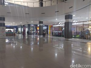 Beda dengan Tempat Lain yang Membludak, Mal di Sidoarjo Sepi Pengunjung Beda dengan Tempat Lain yang Membludak, Mal di Sidoarjo Sepi Pengunjung