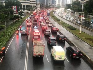 Video Kemacetan Jalan Sudirman Jakarta di Tengah PSBB