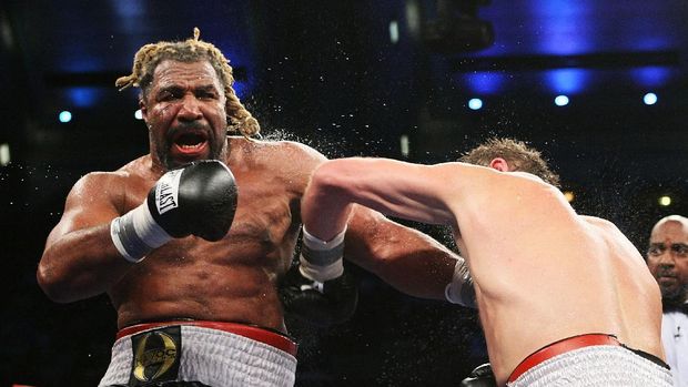 shannon briggs ATLANTIC CITY, NJ - JUNE 2: Shannon Briggs punches Sultan Ibragimov during their WBO Heavyweight Championship fight at Boardwalk Hall June 2, 2007 in Atlantic City, New Jersey. Ibragimov won by a unanimous decision. (Photo by Al Bello/Getty Images) *** Local Caption *** Shannon Briggs;Sultan Ibragimov
