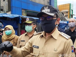 Bima Arya Tertibkan Pasar Anyar yang Viral Gegara Lautan Manusia