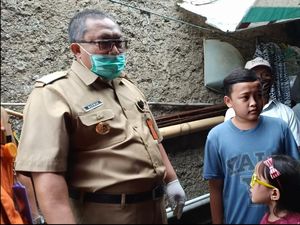 Monitor Penyaluran Bantuan, Bupati Sukabumi: Jangan Ada Potongan! Monitor Penyaluran Bantuan, Bupati Sukabumi: Jangan Ada Potongan!