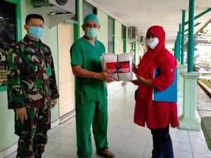Penuhi Kebutuhan APD untuk Tenaga Kesehatan di Padang