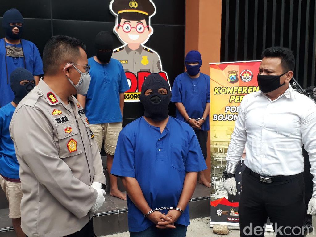 Alasan Pelaku Pamer Alat Kelamin di Bojonegoro, Jauh dari Istri Alasan Pelaku Pamer Alat Kelamin di Bojonegoro, Jauh dari Istri