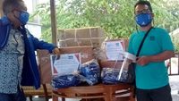 Bantuan APD untuk Tenaga Medis Terus Mengalir
