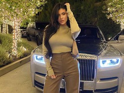 Takut Stormi Dewasa, Kylie Jenner Nangis Terus