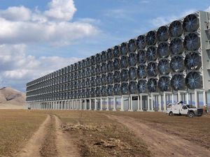 CO2 Bisa Jadi Bahan Bakar Kendaraan Masa Depan