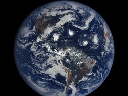 Save the Earth, Bank di Dunia Diminta Rem Danai Perusahaan Minyak