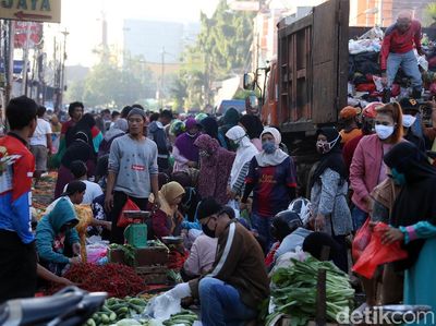 Begini Ramainya Pasar Tradisional Bekasi di Saat PSBB