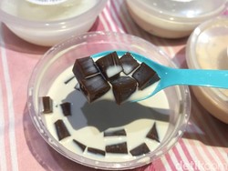 Ninoni: Seger Banget! Buka Puasa Pakai Coffee Jelly dan Almond Pudding