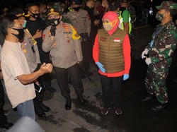 Cerita Warga Kedung Baruk 115 Orang Reaktif Isolasi Mandiri Tunggu Tes Swab