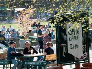 Bikin Iri! Negara-negara Ini Sudah Hidup Bebas Tanpa Masker