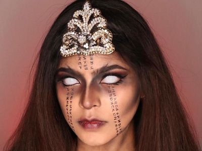 5 Makeup Cetar Jharna Bhagwani, Beauty Vlogger Viral karena Lathi Challenge