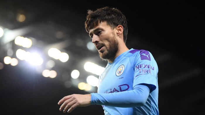 MANCHESTER, ENGLAND - JANUARY 29:  David Silva of Manchester City during the Carabao Cup Semi Final match between Manchester City and Manchester United at Etihad Stadium on January 29, 2020 in Manchester, England. (Photo by Shaun Botterill/Getty Images)