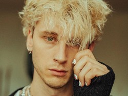 Machine Gun Kelly Rilis Produk Kecantikan Kuku, Terinspirasi Dewa Cinta